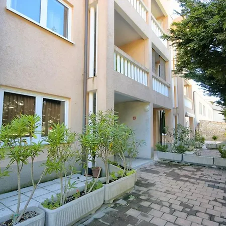 Apartment Katarina *